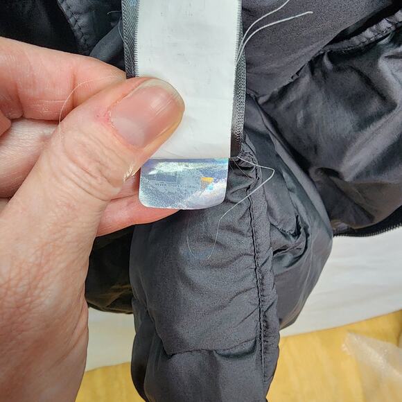 The North Face 550 Women's Black Puffer Quilted Long Hooded Winter Coat Size XS - Picture 10 of 15